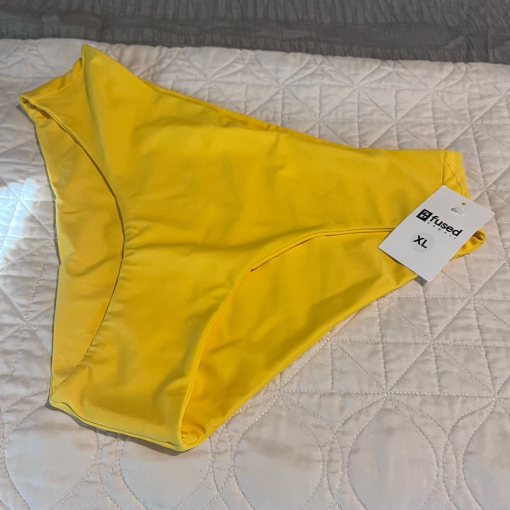 Fused Hawaii , XL high rise swim bottom NWT